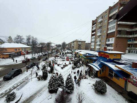 комерційна за адресою Грушевського вул., 2а