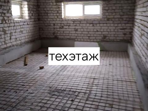 1857990904328416