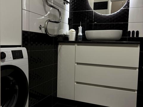 квартира за адресою Рельєфна вул., 8