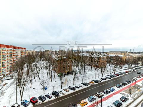 квартира за адресою Салютна вул., (Будинок 02301-02303)