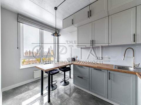 квартира за адресою Салютна вул., (Будинок 02301-02303)