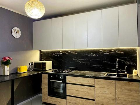 квартира за адресою Рельєфна вул., 8