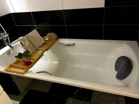 квартира за адресою Рельєфна вул., 8