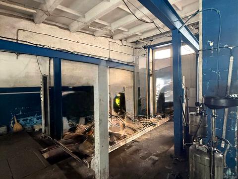 комерційна за адресою Польова вул., 10В