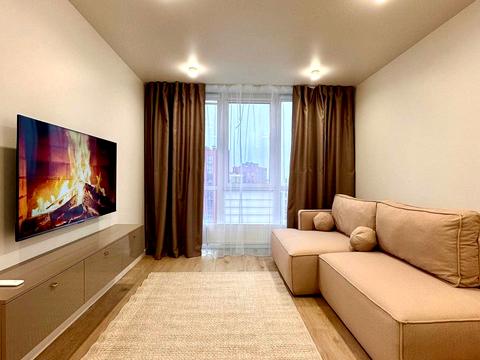 квартира по адресу Олександра Олеся ул., 8/17