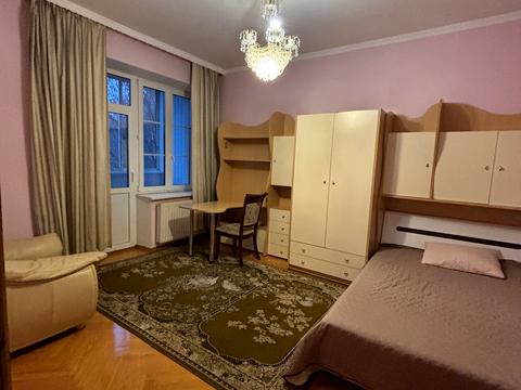 квартира за адресою Київ, Варязький пров., 14