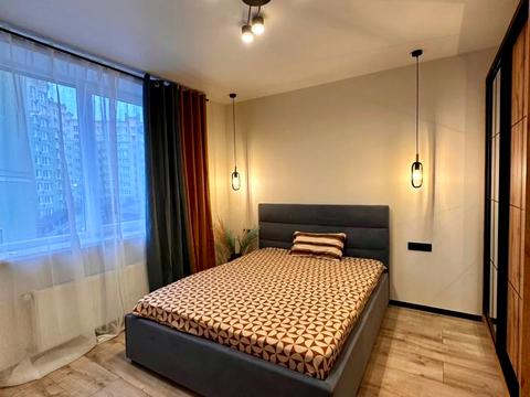 квартира за адресою Абрикосова вул., 1-В