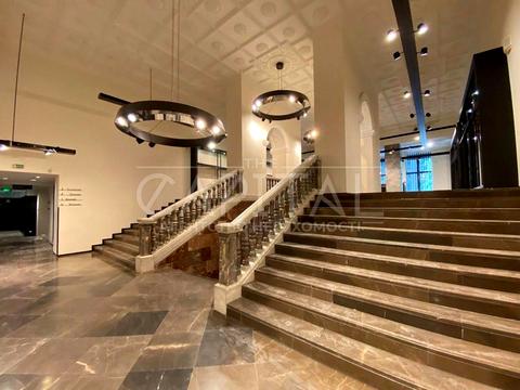 коммерческая по адресу Крещатик ул. (Kreschatic), 23