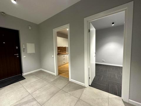 комерційна за адресою Джона Маккейна вул. (Івана Кудрі), 7