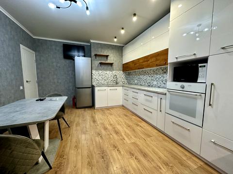 квартира за адресою Академіка Булаховського вул., 5-Д