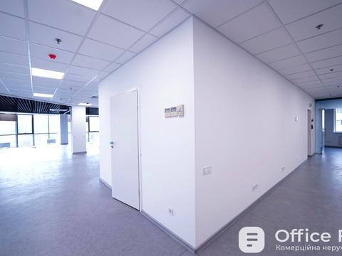 коммерческая по адресу Фізкультури ул., 28