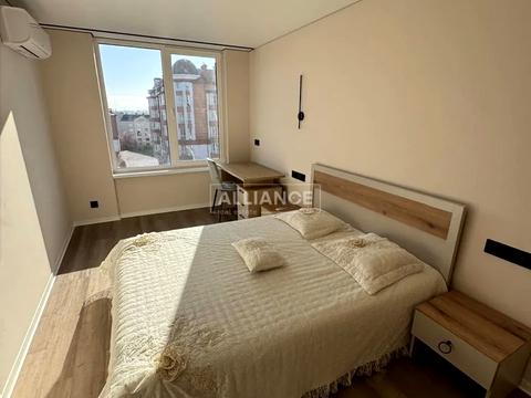 квартира по адресу Степана Бандеры ул., (Будинок 4)