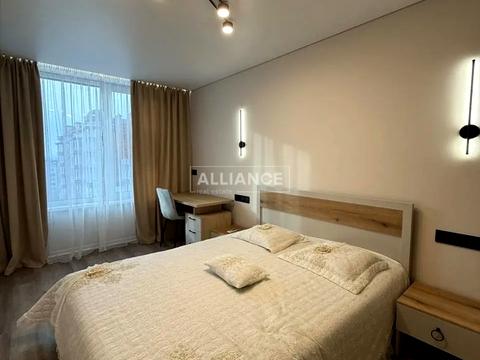 квартира по адресу Степана Бандеры ул., (Будинок 4)