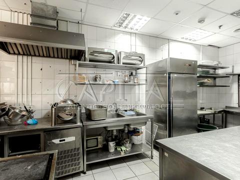 комерційна за адресою Басейна вул., 2а