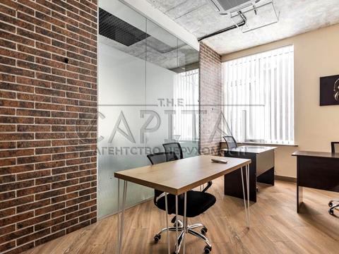 комерційна за адресою Валерія Лобановського просп. (Червонозоряний), 6-А