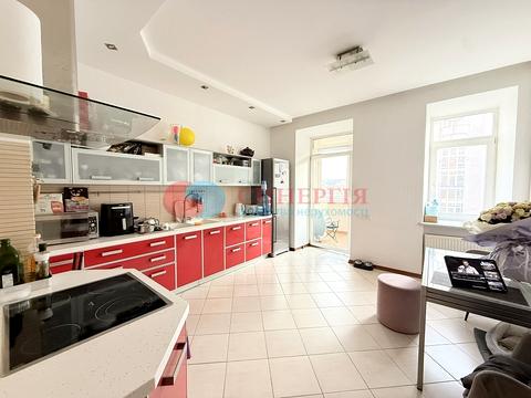 квартира за адресою Почайнинська вул., 70