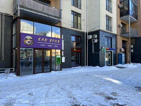 комерційна за адресою Замковецька вул., 106-Б