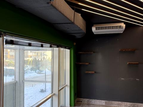 комерційна за адресою Замковецька вул., 106-Б