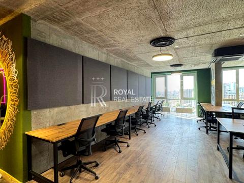 комерційна за адресою Михайла Бойчука вул. (Кіквідзе), 41-Б