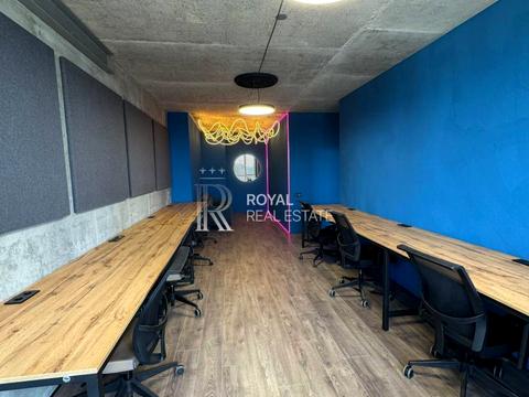 комерційна за адресою Михайла Бойчука вул. (Кіквідзе), 41-Б