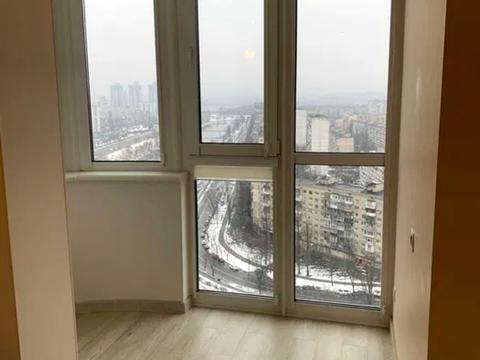 квартира за адресою Соборності просп. (Возз'єднання), 30-А