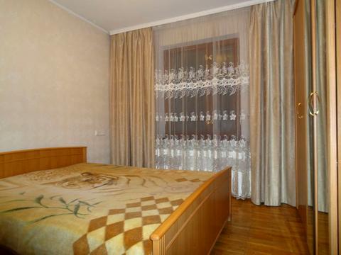 квартира за адресою Ревуцького вул., 44-Б