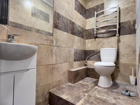 коммерческая по адресу Королёва ул., 7