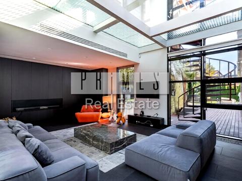 будинок за адресою Лютнева вул.