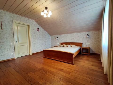 будинок за адресою Молодіжна вул.