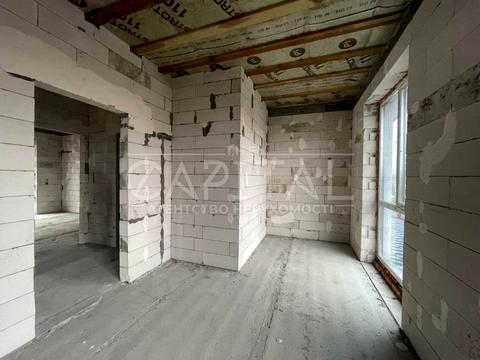 будинок за адресою героїв україни