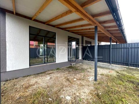 будинок за адресою героїв україни