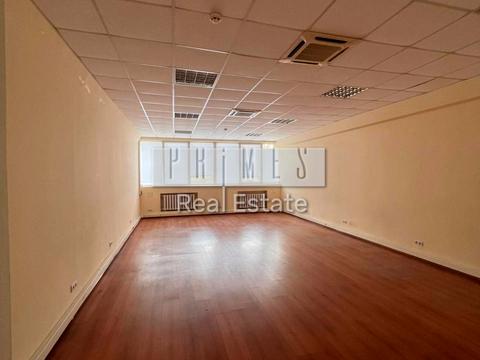 комерційна за адресою Польова вул., 63-65