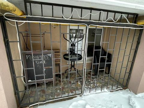 комерційна за адресою Лесі Українки бульв., 12