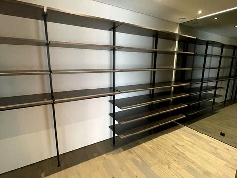 будинок за адресою Лютнева