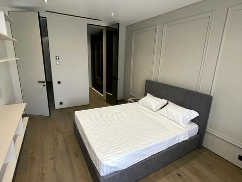 будинок за адресою Лютнева