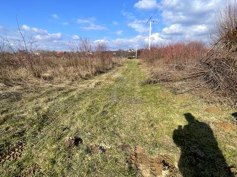 участок по адресу Лугова