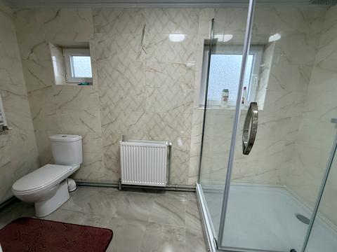 будинок за адресою с. Тарнівці, Головна, 112