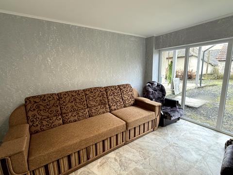 будинок за адресою с. Тарнівці, Головна, 112