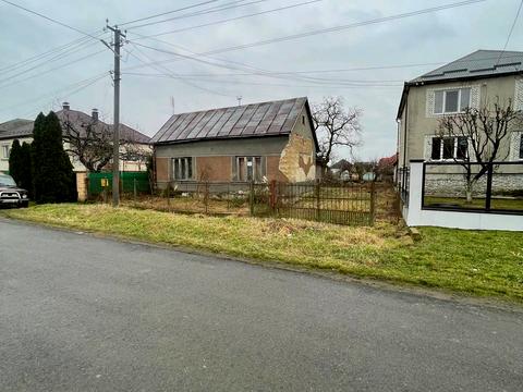 участок по адресу Борканюка