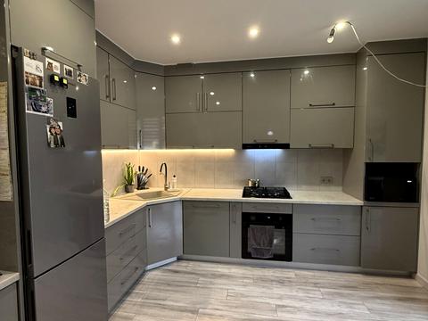 квартира по адресу Владимира Ивасюка ул., 82