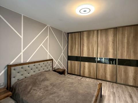 квартира по адресу Владимира Ивасюка ул., 82