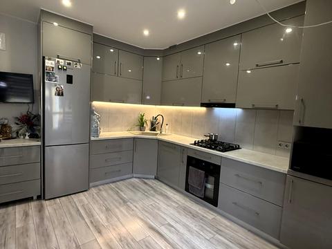 квартира по адресу Владимира Ивасюка ул., 82