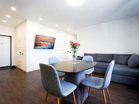 квартира по адресу Олександра Олеся ул., 3