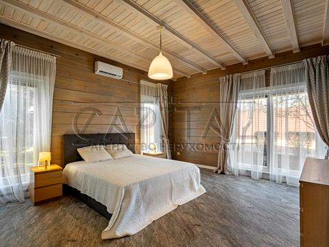 будинок за адресою Миколи Бажана просп., 5-Б