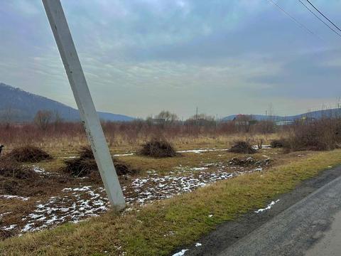 участок по адресу Ужанська