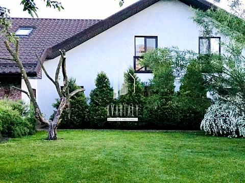 будинок за адресою Дружби вул., 10