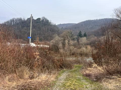 участок по адресу Ужанська