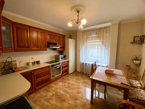 квартира за адресою Мілютенка вул., 17-В