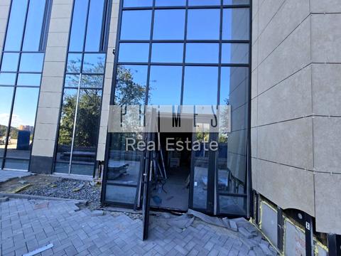 комерційна за адресою Звіринецька вул., 72