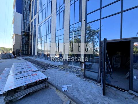 комерційна за адресою Звіринецька вул., 72